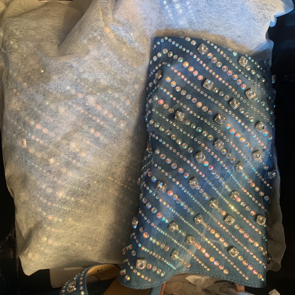 Azalea Wang Denim Heels - Picture 5 of 6